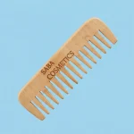 مشط خشب الزيتون الفاخر الطبيعي لفك التشابك ومنع التقصيف من صبا (Olive Wood Comb)